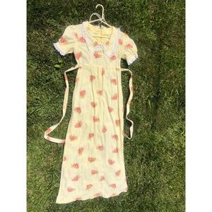 Sweet Vintage Yellow Dress